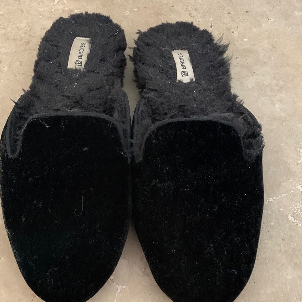 Birdies Women's Plush Black Slippers